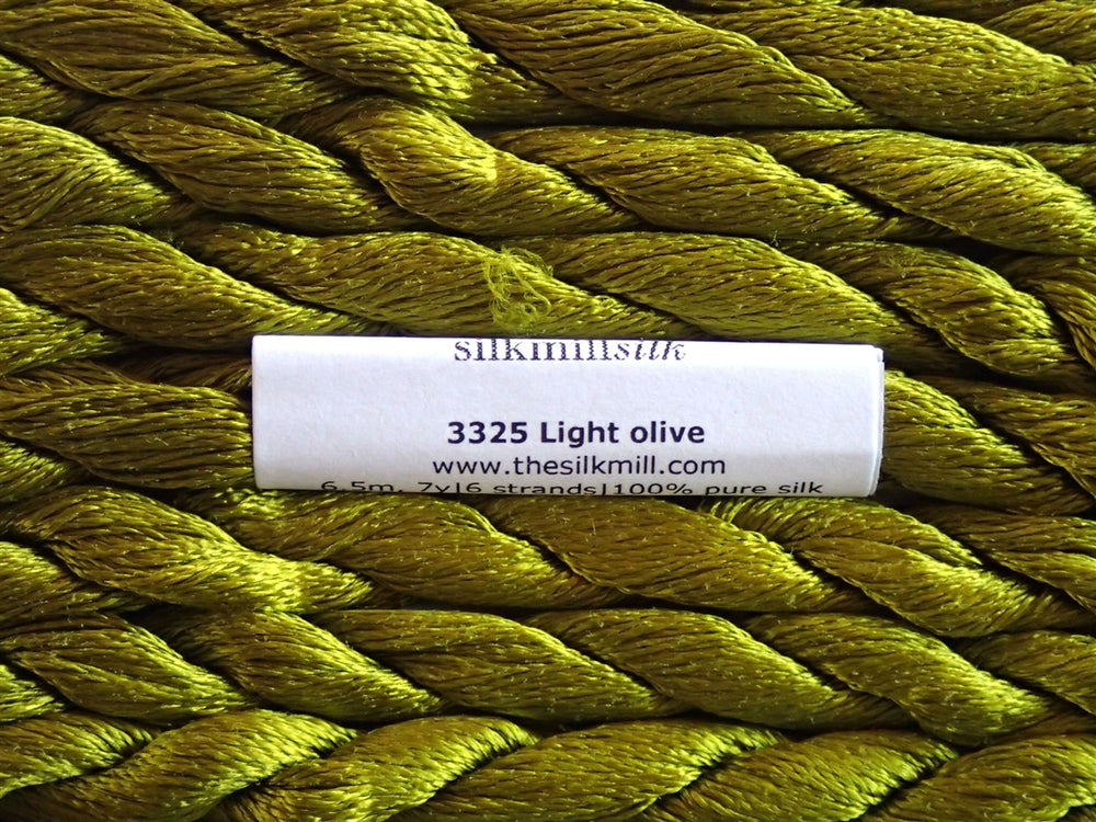 3325 Light Olive