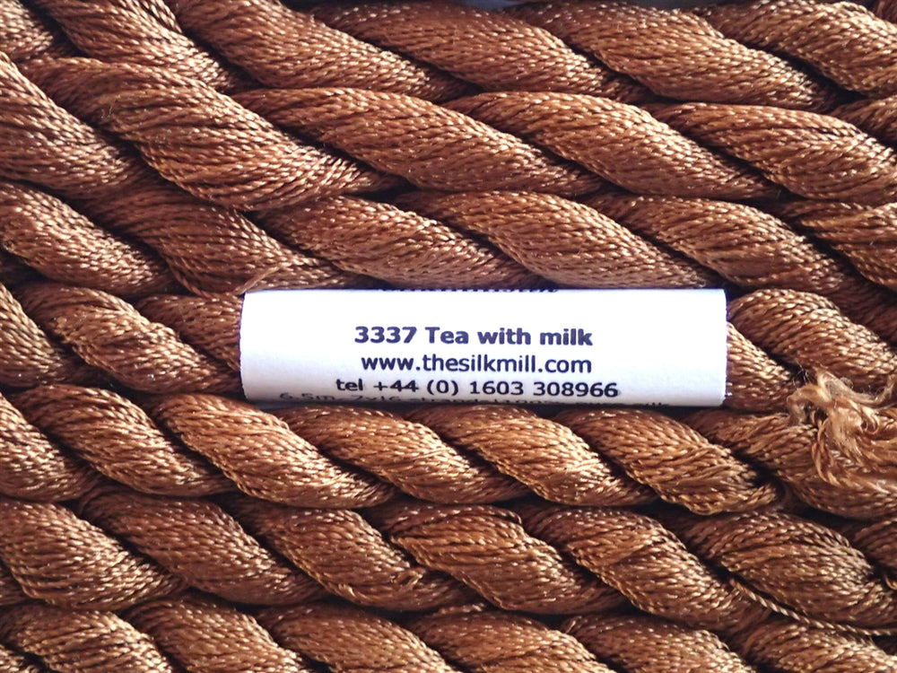 3337 Tea with Milk